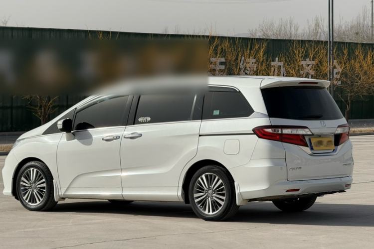 Used Honda Odyssey 2018 2.4L Luxury Edition
