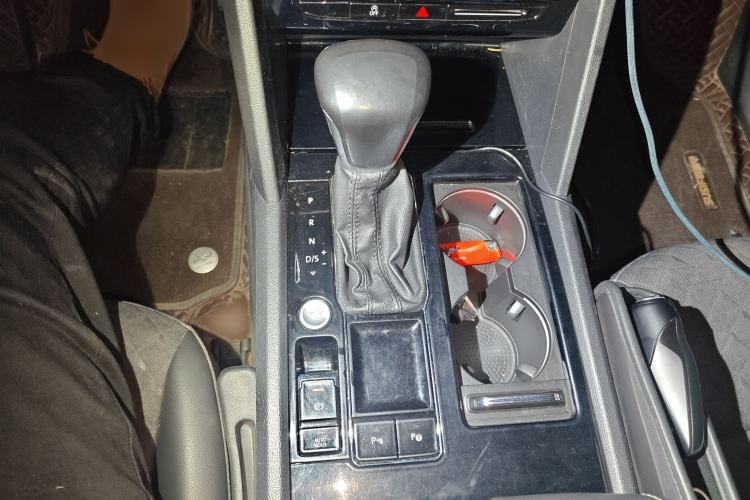 Used Volkswagen Teramont X 2020 330TSI Two-Wheel-Drive Luxury Edition
