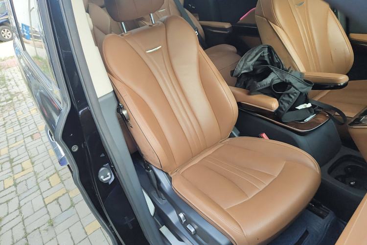 Used Hongqi HQ9 2023 2.0T Smart Connect Flagship Edition
