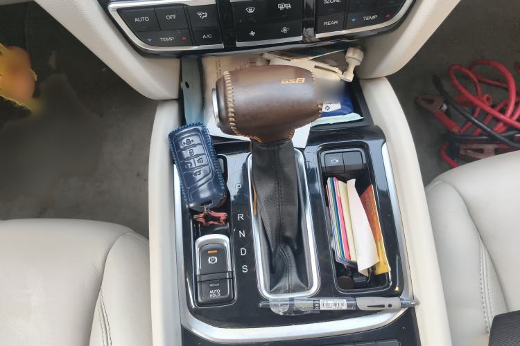 Used GAC Trumpchi GS8 2017 320T Two-Wheel Drive Luxury Smart Connectivity Version (7 Seats)
