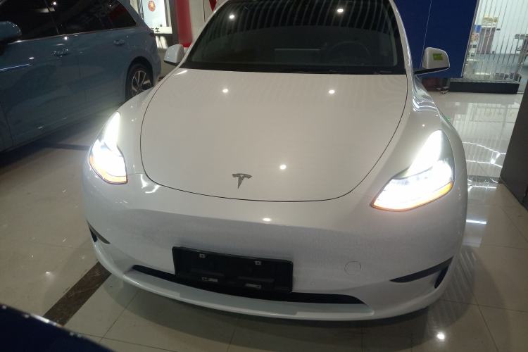 Used Tesla Model Y 2022 Rear-Wheel-Drive Version
