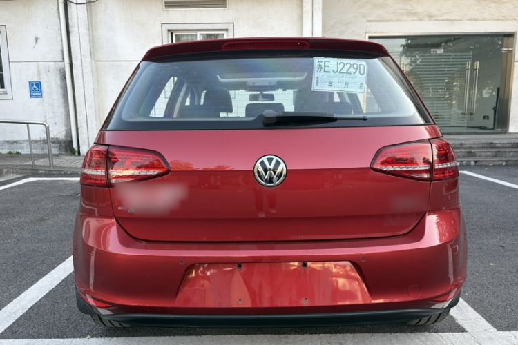 Used Volkswagen Golf 2015 1.6L Automatic Comfort Model
