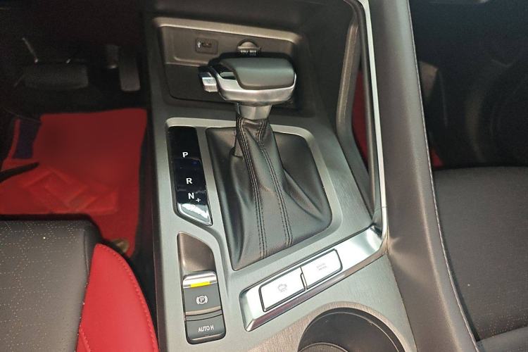 Used Changan CS35PLUS 2021 Revised Version Blue Whale NE 1.4T DCT Prestige Edition
