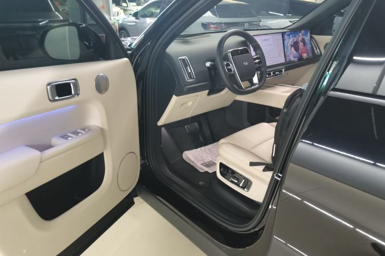 Used Li Auto L8 2025 Pro Smart Refresh Edition