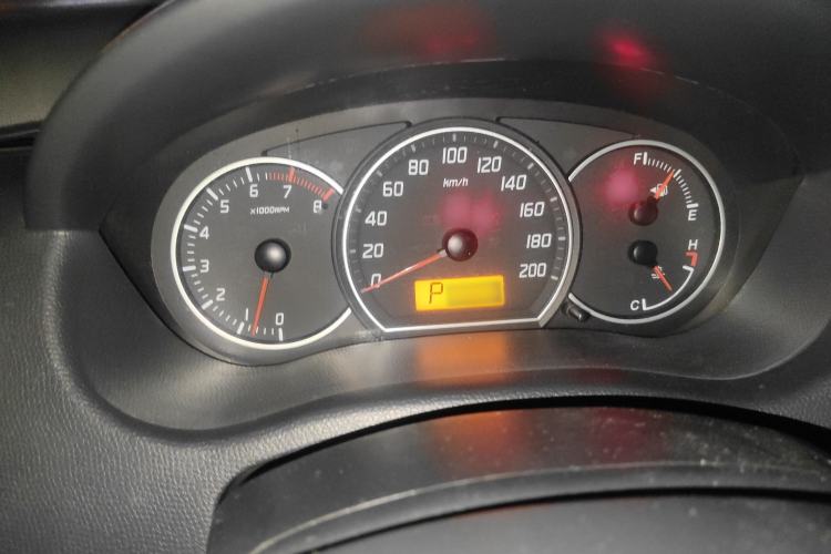 Used Suzuki Swift 2013 1.5L Automatic Standard Edition
