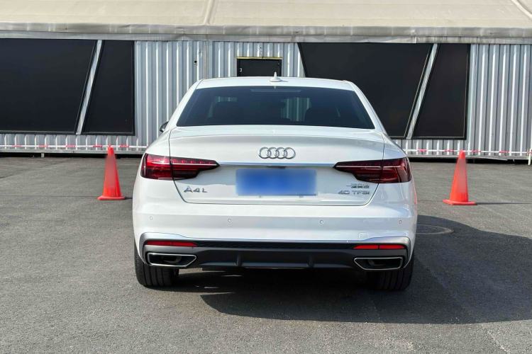 Used Audi A4L 2023 40 TFSI Fashion Dynamic Model
