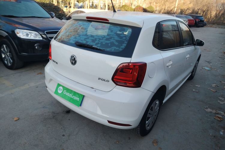 Used Volkswagen Polo 2014 1.4L Manual Fashion Edition
