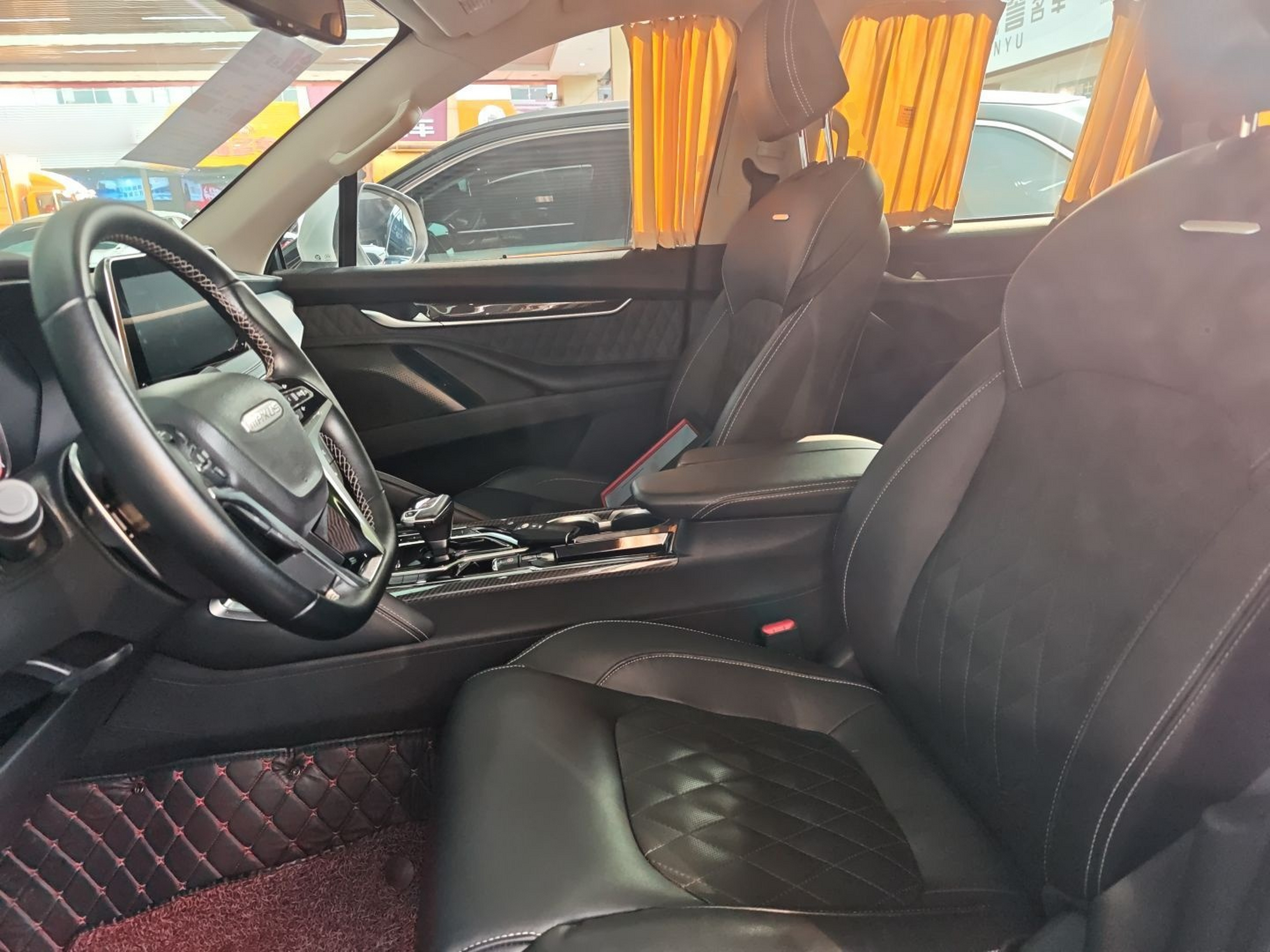 Переднее сиденье в автомобиле