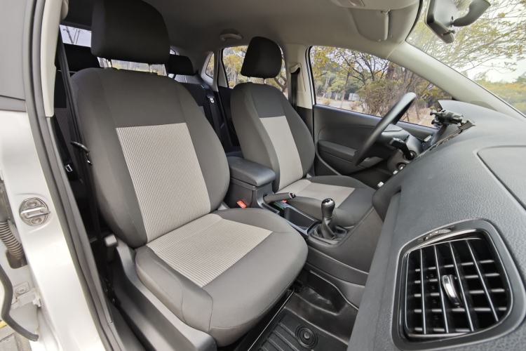 Used Volkswagen Polo 2016 1.4L Manual Fashion Model