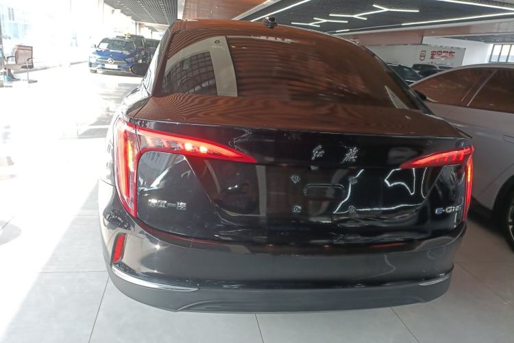 Used Hongqi E-QM5 2022 431 km Charge & Enjoy Edition
