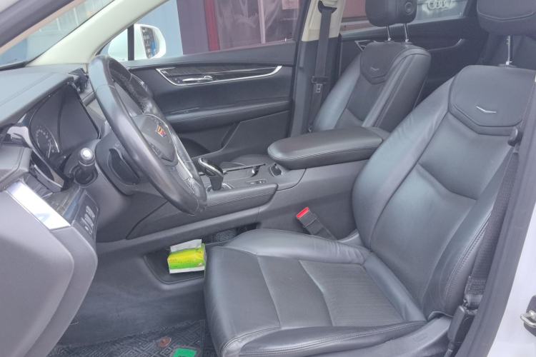 Used Cadillac XT5 2018 25T Luxury Model
