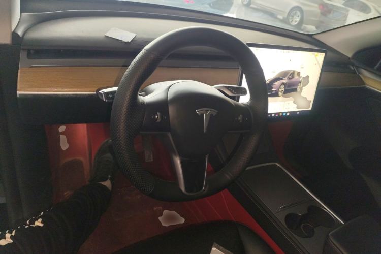 Used Tesla Model Y 2022 Rear-Wheel-Drive Version
