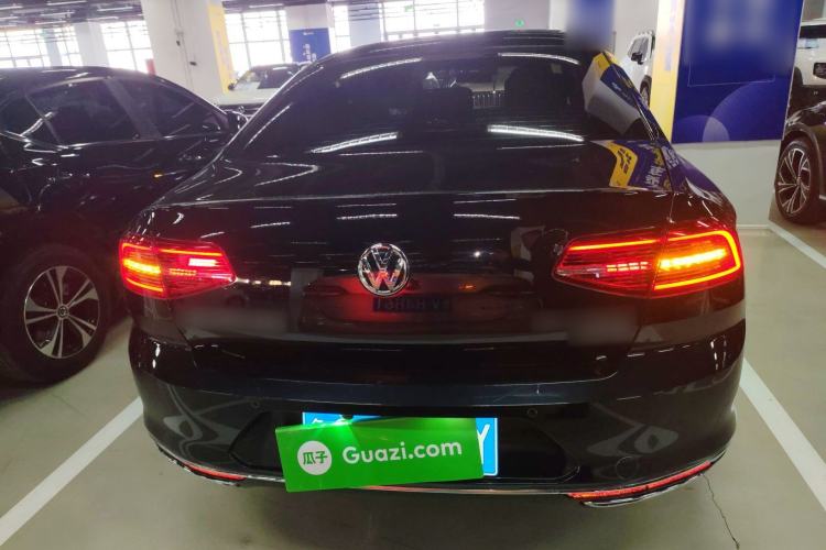 Used Volkswagen Magotan 2019 330TSI DSG Leading Model China VI Standard
