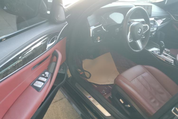 Used BMW 5 Series 2020 530Li Luxury Edition M Sport Package
