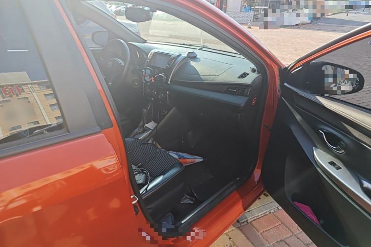 Used Toyota YARiS L 2015 1.5G Automatic Orange Limited Edition
