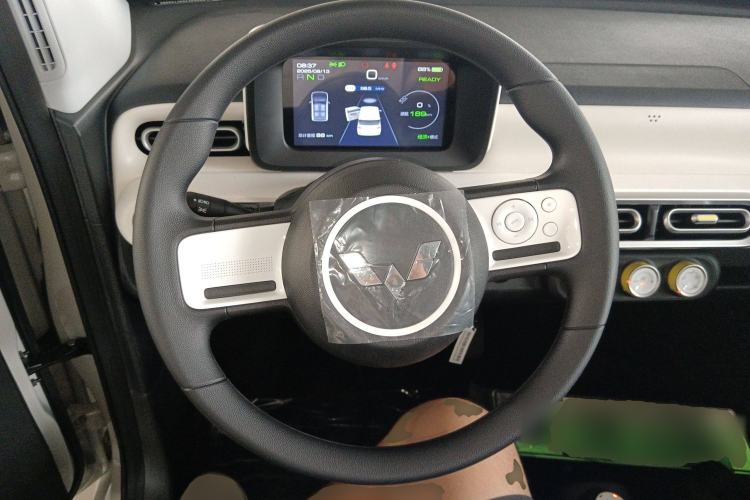 Used Wuling Hongguang MINIEV 2024 3rd Generation 215km Youth Edition
