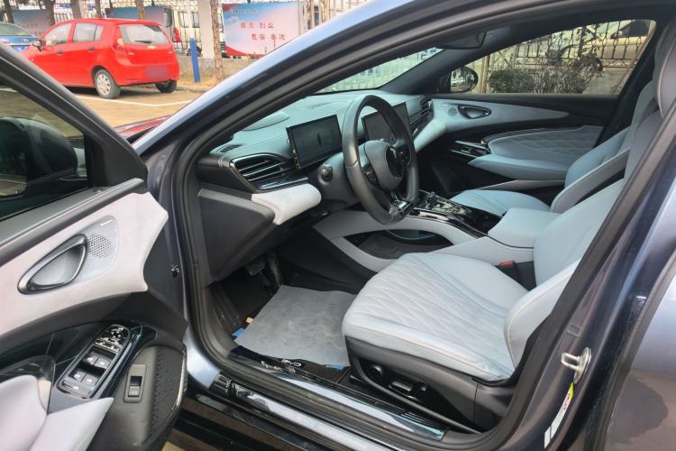 Used BYD Seal 2022 700 km Long-Range Rear-Wheel-Drive Version
