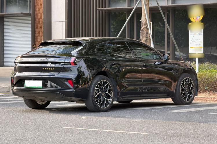 Used Zeekr 001 2025 ME Version 100 kWh All-Wheel Drive