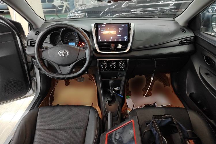 Used Toyota YARiS L 2016 Revised 1.5E CVT Charming Edition
