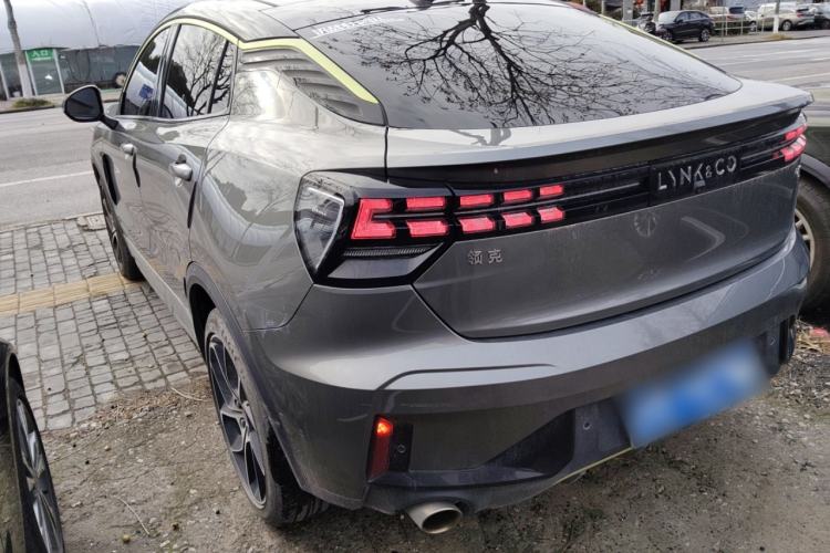 Used Lynk & Co 05 2020 2.0TD Two-Wheel Drive Shine Halo
