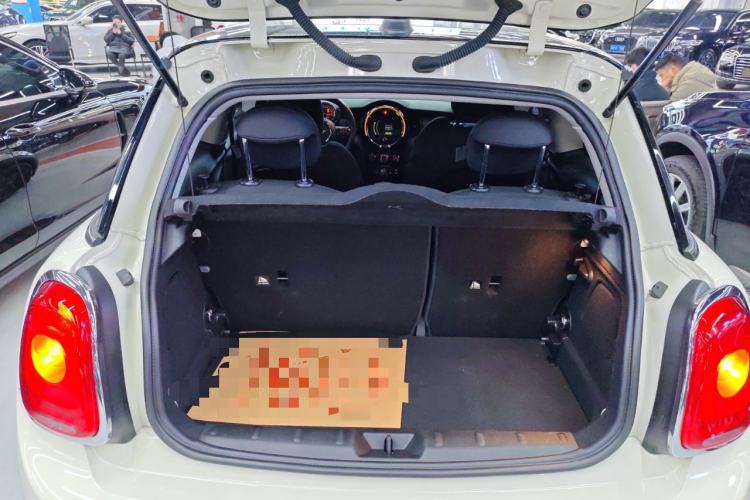 Used  MINI 2016 1.5T COOPER
