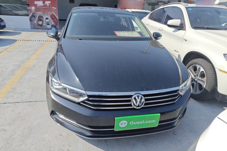 Used Volkswagen Magotan 2019 330TSI DSG Leading Model China VI Standard
