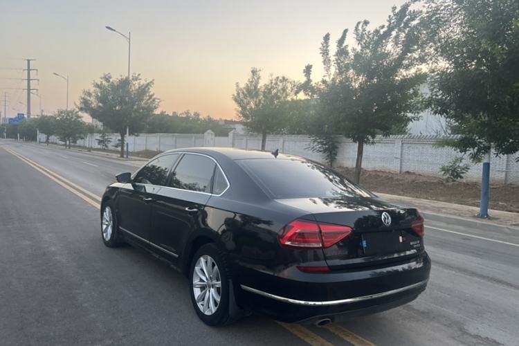 Used Volkswagen Passat 2017 330TSI DSG Luxury Edition
