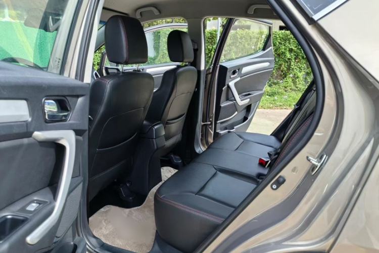 Used  Refine S3 2016 1.5L CVT Luxury Smart Version
