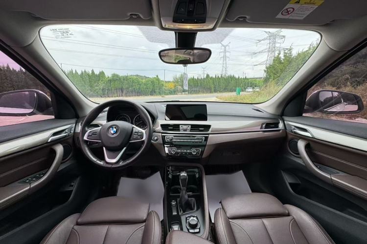 Used BMW X1 2018 sDrive18Li Luxury Model
