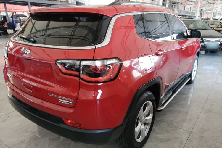 Used  Compass 2017 200T Automatic Family Edition
