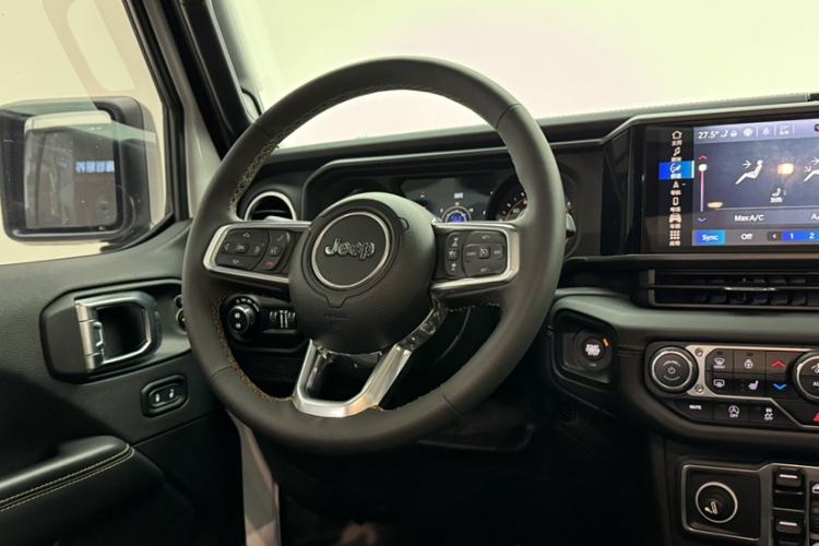 Used  Wrangler 2024 2.0T Sahara Four-Door Edition
