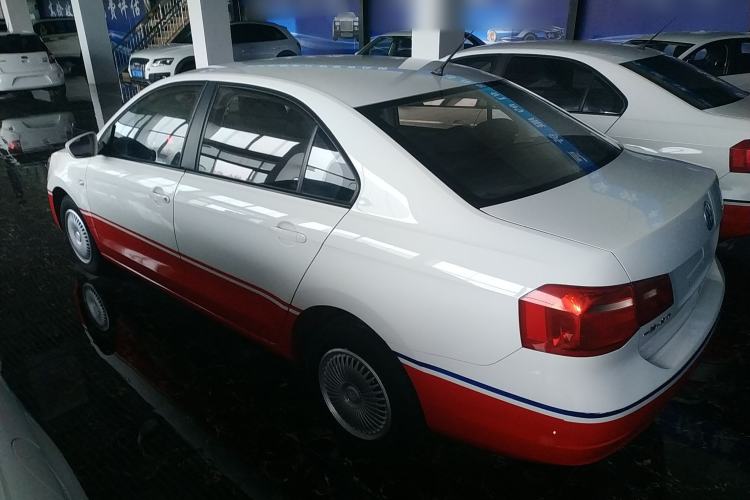 Used Volkswagen Jetta 2015 1.6L Automatic Fashion Model
