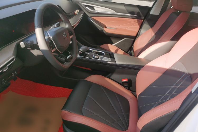 Used Changan Eado 2022 PLUS Blue Whale NE 1.4T GDI DCT Prestige Edition
