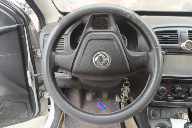 Used Dongfeng Fengon 330 2014 1.5L Manual Utility Version DK15
