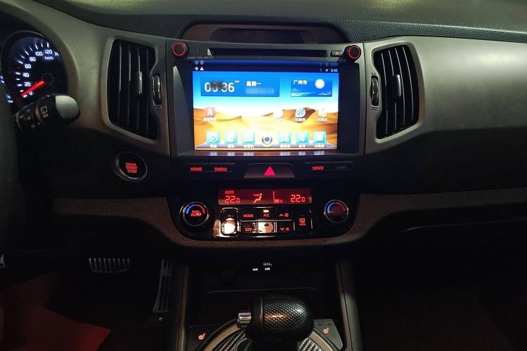 Used Kia Sportage R 2015 2.0L Automatic Two-Wheel Drive DLX Model
