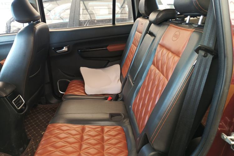 Used SWM X3 2018 1.5L Manual Fashion Model
