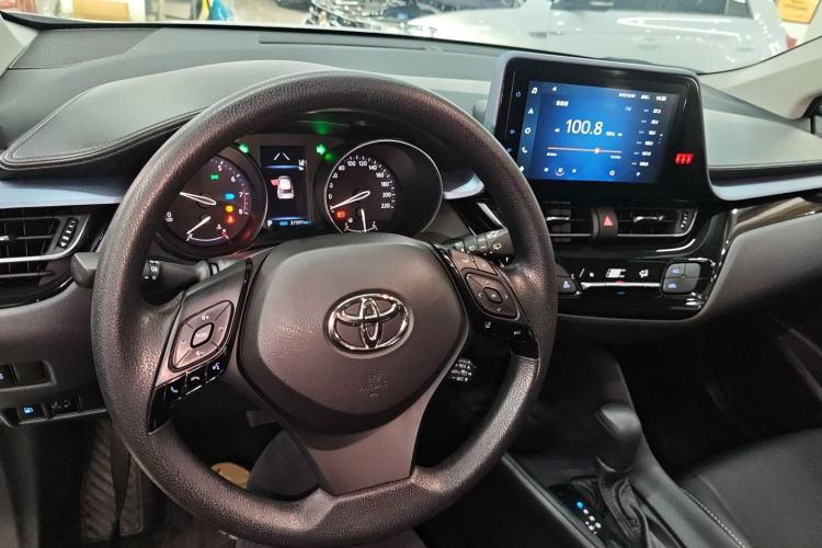 Used Toyota IZOA 2021 2.0L Yidong Edition
