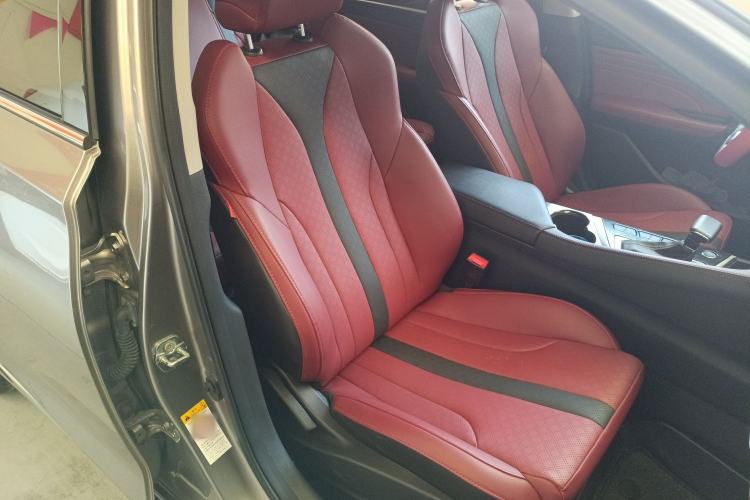 Used Changan Eado 2021 PLUS Blue Whale NE 1.4T GDI DCT Prestige Model
