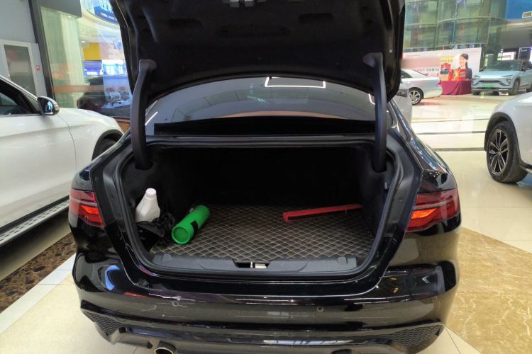 Used Jaguar XEL 2020 2.0T 200 PS R-DYNAMIC S Advanced Sport Edition
