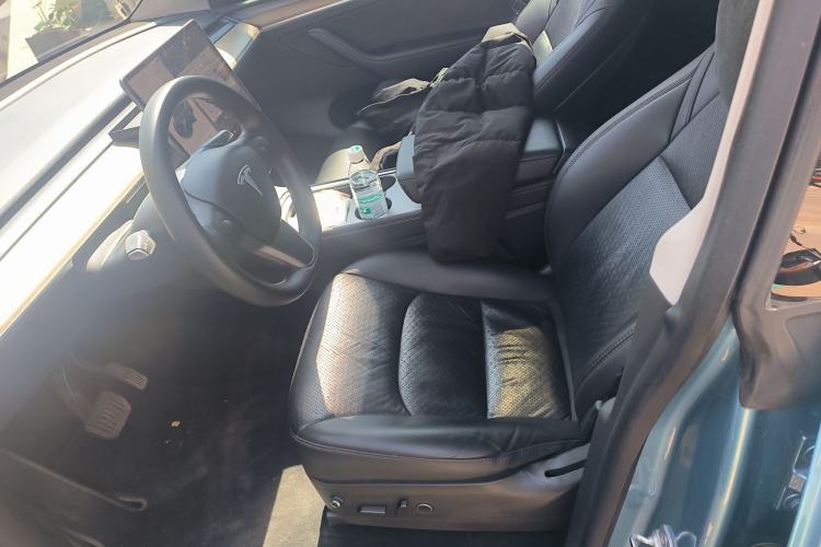 Used Tesla Model Y 2021 Standard Range Rear-Wheel Drive Version