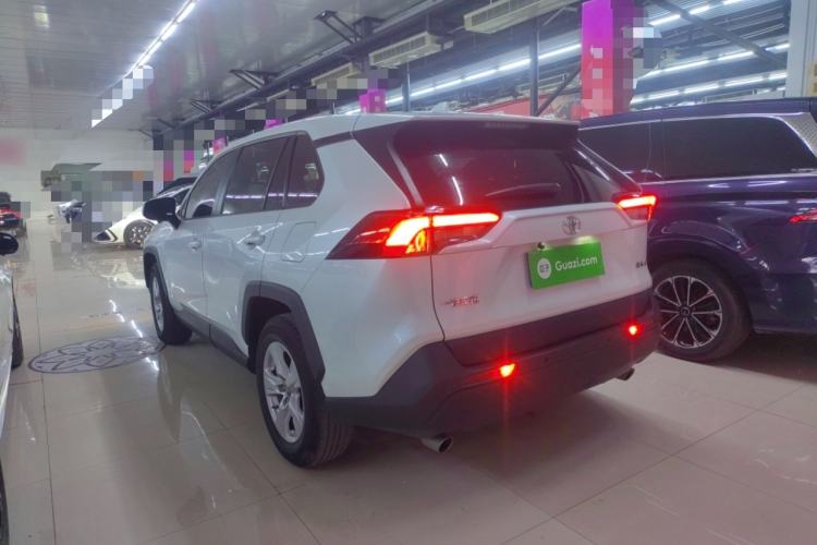 Used Toyota RAV4 2021 2.0L CVT Two-Wheel Drive Urban Edition
