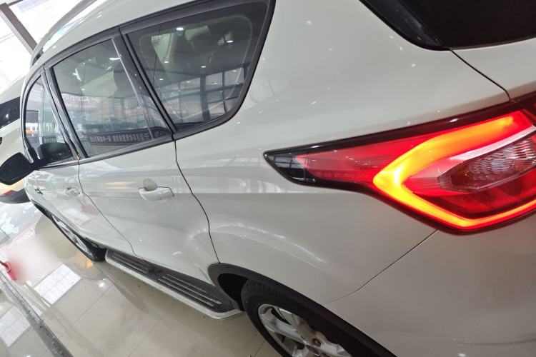 Used Ford Kuga 2017 EcoBoost 180 Two-Wheel-Drive Elite Trim