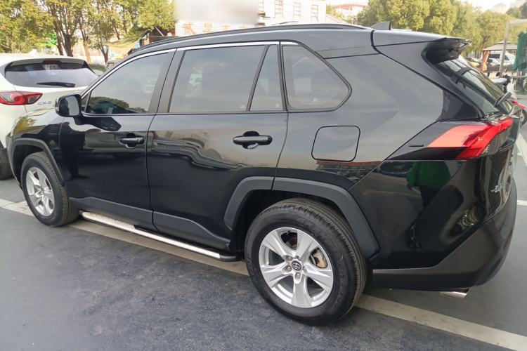 Used Toyota RAV4 2023 2.0L CVT Two-Wheel Drive Urban Edition
