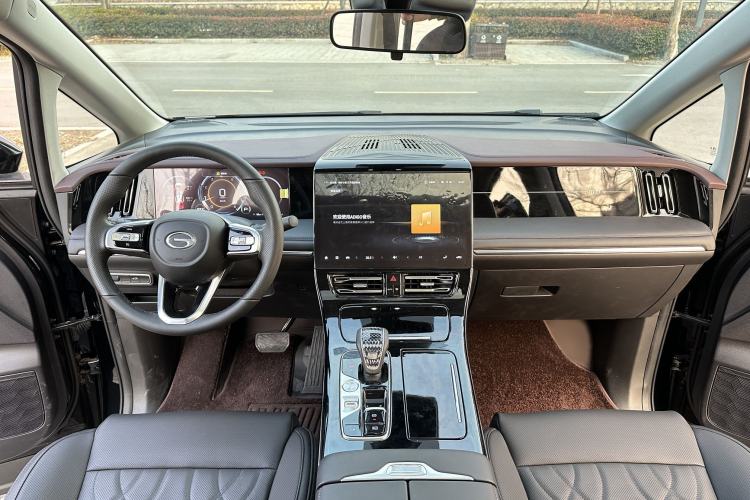 Used GAC Trumpchi M8 2024 Master Series 400T Prestige Edition
