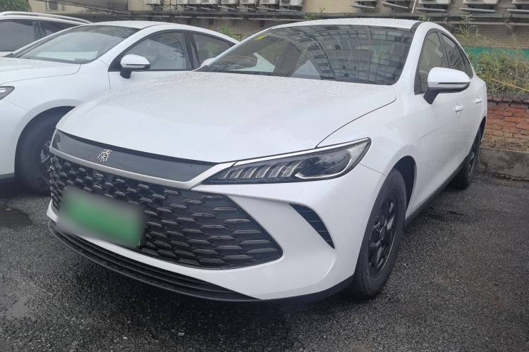 Used BYD Qin PLUS 2025 DM-i Smart Drive 55KM Leading Model
