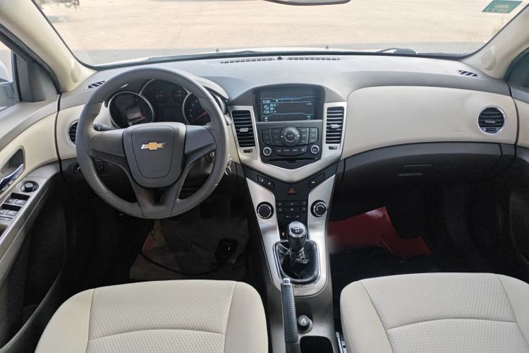 Used Chevrolet Cruze 2015 1.5L Classic SL MT