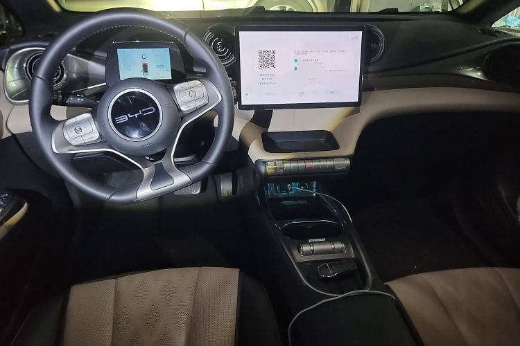 Used BYD Dolphin 2023 420 km Fashion Edition
