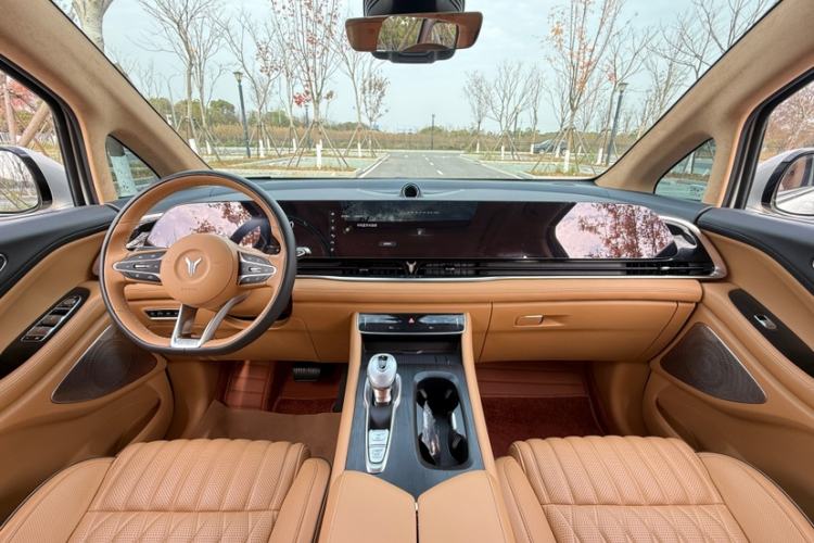 Used VOYAH Dream 2024 PHEV Ultra-Long Range Flagship Edition