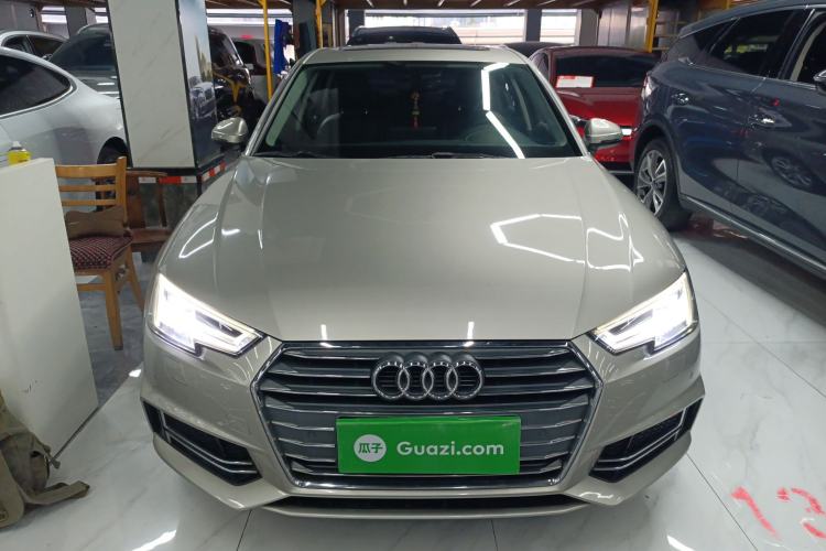 Used Audi A4L 2018 30th Anniversary Edition 40 TFSI Fashion Model