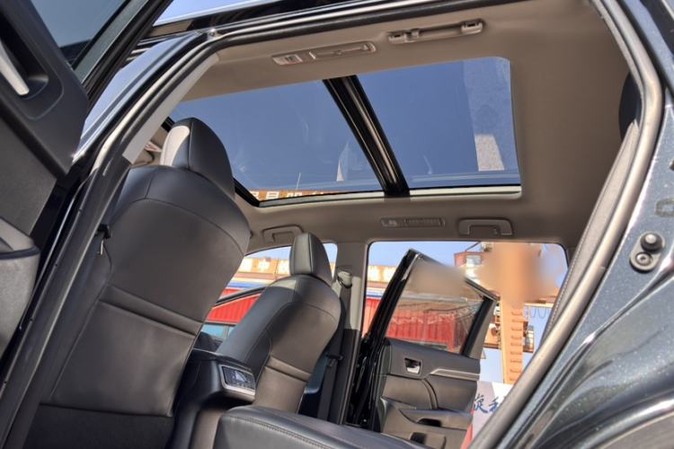 Used Toyota Highlander 2018 2.0T Four-Wheel Drive Ultimate Edition 7-Seater Emission Standard China V
